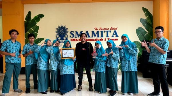 Hebat, Ekskul Sinema SMA Muhammadiyah 1 Taman Sidoarjo bisa Produksi 2 Film dalam Setahun Hebat, Ekskul Sinema SMA Muhammadiyah 1 Taman Sidoarjo bisa Produksi 2 Film dalam Setahun