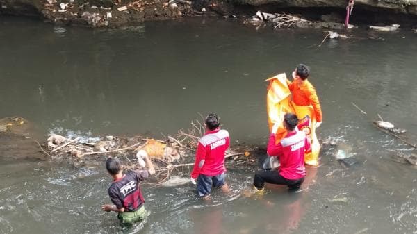 Warga Kembali Temukan Potongan Tangan Manusia, Lokasinya Dekat Ponpes Al Mukmin Ngruki Warga Kembali Temukan Potongan Tangan Manusia, Lokasinya Dekat Ponpes Al Mukmin Ngruki