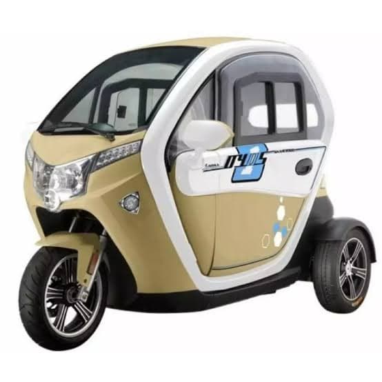 Motor Roda TIga yang Anti Hujan dan Lebih Aman Motor Roda TIga yang Anti Hujan dan Lebih Aman