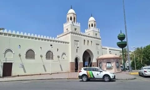 Masjid Bir Ali Hanya Berjarak 11 Kilometer dari Masjid Nabawi Madinah Masjid Bir Ali Hanya Berjarak 11 Kilometer dari Masjid Nabawi Madinah