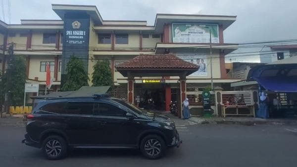 10 SMA Unggulan di Tasikmalaya, Kualitas Terbaik dengan Fasilitas Lengkap 10 SMA Unggulan di Tasikmalaya, Kualitas Terbaik dengan Fasilitas Lengkap