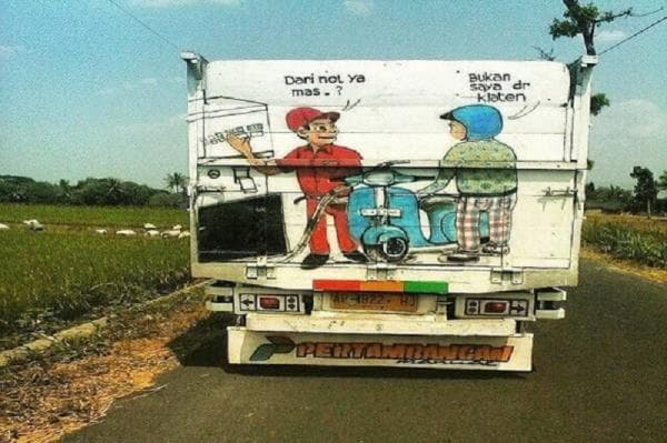 7 Tulisan Receh di Belakang Truk yang Bikin Ngakak, Nomor 1 Gombalan Tingkat Dewa 7 Tulisan Receh di Belakang Truk yang Bikin Ngakak, Nomor 1 Gombalan Tingkat Dewa