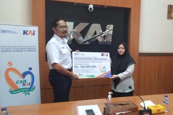 Bagikan CSR Rp350 Juta, KAI Daop 3 Cirebon : Membangun Kerjasama yang Sinergis Bagikan CSR Rp350 Juta, KAI Daop 3 Cirebon : Membangun Kerjasama yang Sinergis