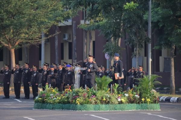 Peringati Hari Lahir Pancasila, Personel Polres Tulang Bawang Barat Gelar Upacara Peringati Hari Lahir Pancasila, Personel Polres Tulang Bawang Barat Gelar Upacara