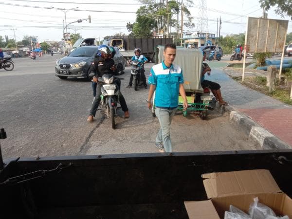 RS Awal Bros Dinilai Tidak Tau Aturan, Alfien: Kita Harus Ikuti Peraturan Ketenagakerjaan Yang Ada RS Awal Bros Dinilai Tidak Tau Aturan, Alfien: Kita Harus Ikuti Peraturan Ketenagakerjaan Yang Ada