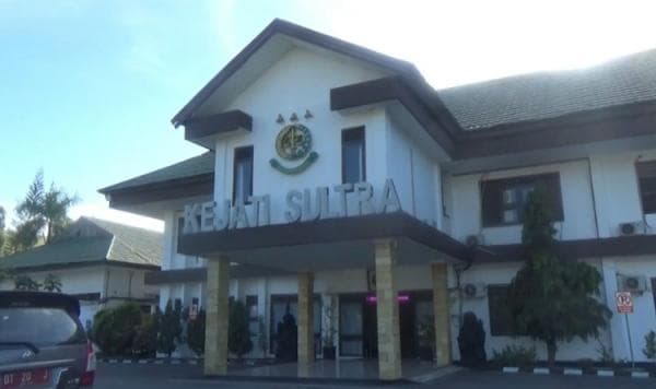 Kejati Sultra Layangkan Surat Panggilan 3 Tersangka Dugaan Korupsi Pertambangan di IUP Antam Konut Kejati Sultra Layangkan Surat Panggilan 3 Tersangka Dugaan Korupsi Pertambangan di IUP Antam Konut