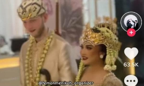Viral Bule Belanda Nikahi Perempuan Tasikmalaya dengan Adat Sunda Viral Bule Belanda Nikahi Perempuan Tasikmalaya dengan Adat Sunda
