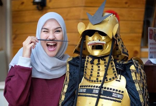 Zaskia Adya Mecca Sempat Mau Gugurkan Anak Kelima, Teuku Wisnu Beri Nasihat yang Bikin Tersadar Zaskia Adya Mecca Sempat Mau Gugurkan Anak Kelima, Teuku Wisnu Beri Nasihat yang Bikin Tersadar