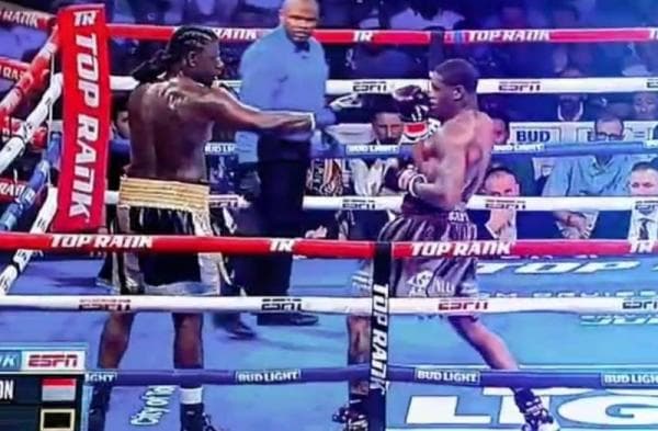 Tinju Dunia: Jared Anderson Menang Angka atas Charles Martin, Rekor 100 Persen Menang KO Tercoreng Tinju Dunia: Jared Anderson Menang Angka atas Charles Martin, Rekor 100 Persen Menang KO Tercoreng