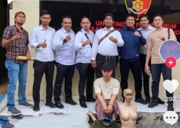 Viral! Video Seleb TikTok Popo Barbie Masturbasi dengan Manekin Viral! Video Seleb TikTok Popo Barbie Masturbasi dengan Manekin