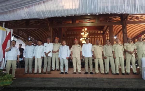 Bacaleg DPR RI Rokhmat Ardiyan Raih Dukungan Pimpinan DPC Gerindra se Dapil Jabar X Bacaleg DPR RI Rokhmat Ardiyan Raih Dukungan Pimpinan DPC Gerindra se Dapil Jabar X