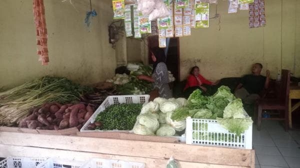 Harga Komoditas di Pasar Tradisional Tanggeung Cianjur Berangsur Naik Harga Komoditas di Pasar Tradisional Tanggeung Cianjur Berangsur Naik