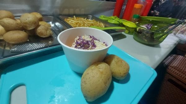 Nikmati Rasanya King Potato, Kentang Panggang dan Goreng di Mambo Kuliner Tasikmalaya Nikmati Rasanya King Potato, Kentang Panggang dan Goreng di Mambo Kuliner Tasikmalaya