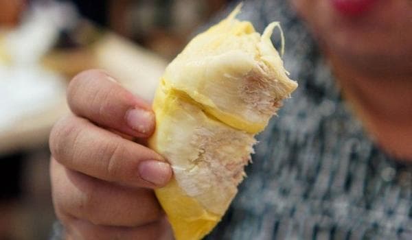 Ibu Hamil Bolehkah Makan Durian? Begini Penjelasannya Ibu Hamil Bolehkah Makan Durian? Begini Penjelasannya