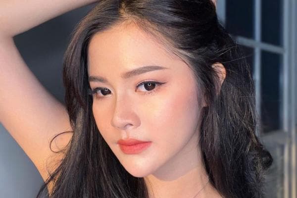 Bella Bonita Dituding Jadi Simpanan? 7 Fakta Menarik Istri Denny Caknan Bella Bonita Dituding Jadi Simpanan? 7 Fakta Menarik Istri Denny Caknan