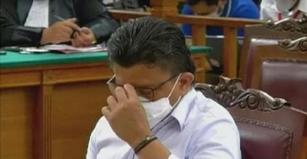 Ferdy Sambo Lolos Hukuman Mati Jadi Dipenjara Seumur Hidup, Tim Pengacara: Kami Hormati Putusan MA Ferdy Sambo Lolos Hukuman Mati Jadi Dipenjara Seumur Hidup, Tim Pengacara: Kami Hormati Putusan MA