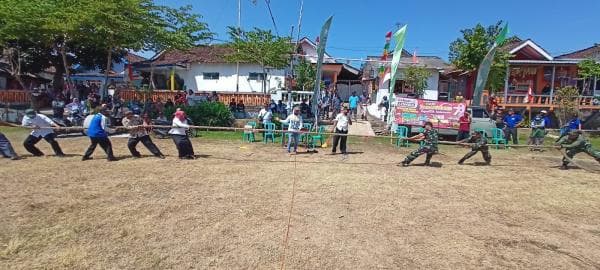 Pemerintah Kecamatan Gading Probolinggo, Gelar Lomba Tarik Tambang, Meriahkan HUT ke-78 RI Pemerintah Kecamatan Gading Probolinggo, Gelar Lomba Tarik Tambang, Meriahkan HUT ke-78 RI