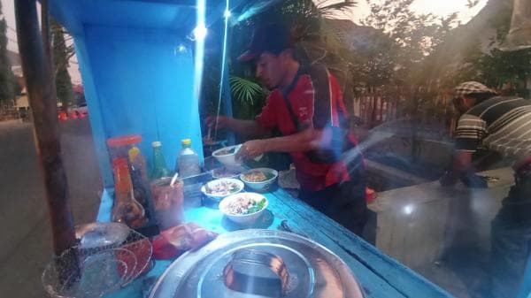 Mie Ayam di Bundaran Glaser Kota Probolinggo Ini Laris Manis, Resep Warisan Orang Tua Mie Ayam di Bundaran Glaser Kota Probolinggo Ini Laris Manis, Resep Warisan Orang Tua