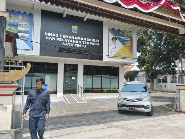 Pasca Gempa Investasi di Cianjur Naik 70 Persen Pasca Gempa Investasi di Cianjur Naik 70 Persen