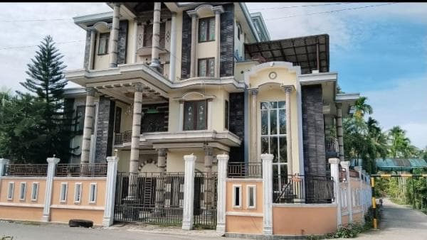 Profil Nyonya N Ratu Narkoba Punya Rumah Mewah di Aceh, Dikenal Baik Ternyata Gembong Internasional Profil Nyonya N Ratu Narkoba Punya Rumah Mewah di Aceh, Dikenal Baik Ternyata Gembong Internasional