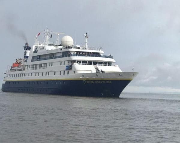 125 Wisman Naik Kapal Pesiar Merapat ke Sumenep, Tertarik Madura Culture Festival 125 Wisman Naik Kapal Pesiar Merapat ke Sumenep, Tertarik Madura Culture Festival