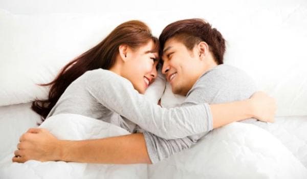 Tips Pengantin Baru: Persiapan Malam Pertama, Nikmati Setiap Momen Tips Pengantin Baru: Persiapan Malam Pertama, Nikmati Setiap Momen