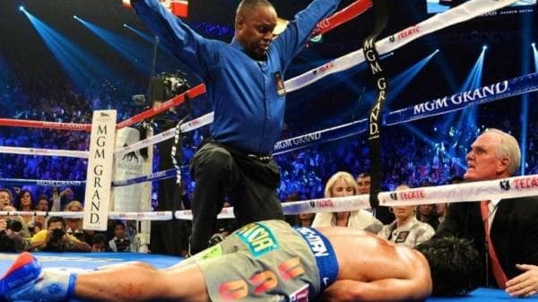 KO dan TKO, Ini 5 Istilah Saat Wasit Hentikan Duel Tinju KO dan TKO, Ini 5 Istilah Saat Wasit Hentikan Duel Tinju