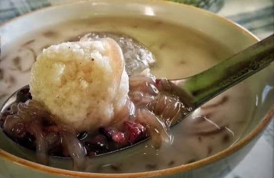 Mitos Dawet Jabung Ponorogo, Jangan Sesekali Ambil Lepeknya Bakal Terjadi Hal Ini Mitos Dawet Jabung Ponorogo, Jangan Sesekali Ambil Lepeknya Bakal Terjadi Hal Ini