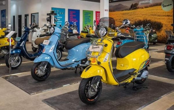 Tak ada Matinya, Intip Harga Vespa di Indonesia dari Termurah hingga Termahal Tak ada Matinya, Intip Harga Vespa di Indonesia dari Termurah hingga Termahal