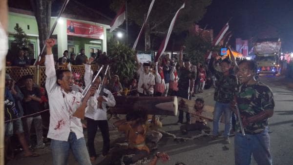 Desa Seneng Terjunkan Lima Grup di Ajang Karnaval Kecamatan Krucil Desa Seneng Terjunkan Lima Grup di Ajang Karnaval Kecamatan Krucil