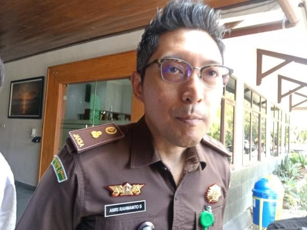 Kejari Tulungagung Segera Periksa Tersangka Kasus Dugaan Korupsi Pengadaan Gamelan Kejari Tulungagung Segera Periksa Tersangka Kasus Dugaan Korupsi Pengadaan Gamelan