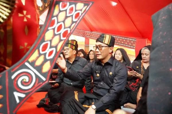 Obed Nego Tokoh Mamasa Dikenal Baik Kalangan Elit, Prof Zudan: Beliau Tidak Pernah Berubah Obed Nego Tokoh Mamasa Dikenal Baik Kalangan Elit, Prof Zudan: Beliau Tidak Pernah Berubah