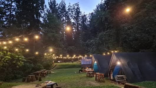 7 Tempat Glamping Sukabumi, Nikmati Camping bareng Teman dan Keluarga di Tengah Alam yang Indah 7 Tempat Glamping Sukabumi, Nikmati Camping bareng Teman dan Keluarga di Tengah Alam yang Indah