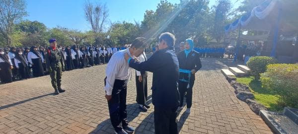 PKKMB Unirow, Aktualisasi Potensi Mahasiswa yang Humanis, Visioner dan Berdaya Saing Global PKKMB Unirow, Aktualisasi Potensi Mahasiswa yang Humanis, Visioner dan Berdaya Saing Global