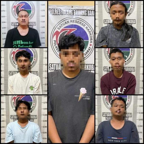 Polisi Tangkap 7 Orang Pengedar dan Pemakai Ganja disebuah Lapo Tuak di Tulang Bawang Barat Polisi Tangkap 7 Orang Pengedar dan Pemakai Ganja disebuah Lapo Tuak di Tulang Bawang Barat