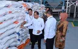 Presiden Jokowi Batal Bagikan Bantuan Pangan Beras di Sukoharjo, Mensesneg Hadir Mewakili