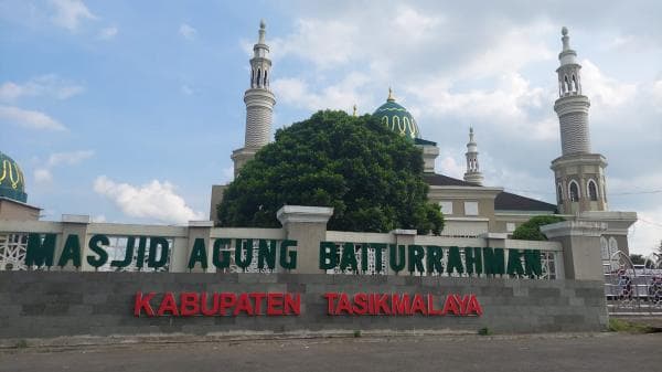 Jadwal Sholat Kabupaten Tasikmalaya, Kamis 21 September 2023 atau 6 Rabiul Awal 1445 Hijriah Jadwal Sholat Kabupaten Tasikmalaya, Kamis 21 September 2023 atau 6 Rabiul Awal 1445 Hijriah