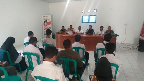 Pemkab Cianjur Sosialisasikan Kadarkum di Desa se Kecamatan Cibeber Pemkab Cianjur Sosialisasikan Kadarkum di Desa se Kecamatan Cibeber