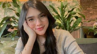 Profil dan Biodata Davina Karamoy Pacar Yeremia Rambitan, Jadi Orang Ketiga di Film Ipar Adalah Maut Profil dan Biodata Davina Karamoy Pacar Yeremia Rambitan, Jadi Orang Ketiga di Film Ipar Adalah Maut