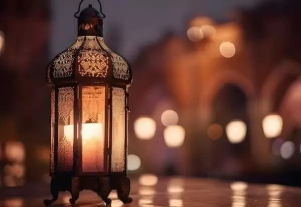 Ciri-ciri Orang Munafik Berdasarkan Hadits Ciri-ciri Orang Munafik Berdasarkan Hadits