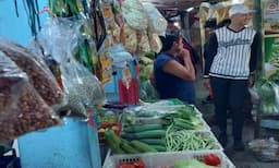 Dicurhati Pedagang Pasar Darmo Surabaya, Ganjar Didoakan Jadi Presiden 2024