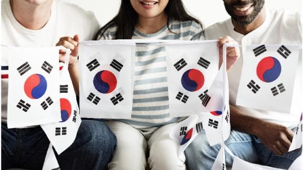 Pencinta K-Pop Wajib Tahu Arti Kata Saranghaeyo yang Jarang Diketahui Pencinta K-Pop Wajib Tahu Arti Kata Saranghaeyo yang Jarang Diketahui