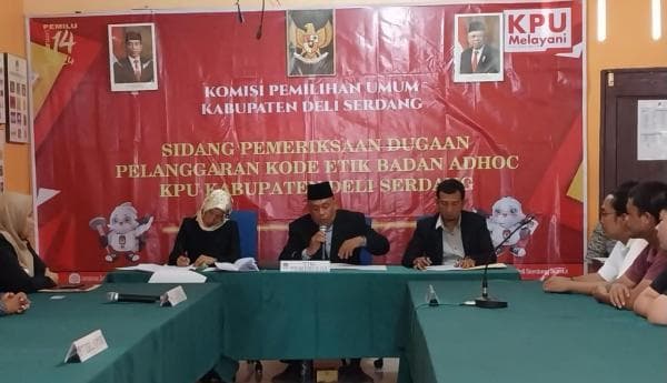 Oknum Kadus Kecamatan Sunggal Diduga Intimidasi Sidang Pemeriksaan Badan Adhoc Oknum Kadus Kecamatan Sunggal Diduga Intimidasi Sidang Pemeriksaan Badan Adhoc