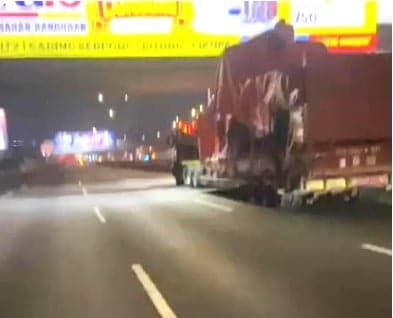 Kecelakaan Hari Ini Truk Nyangkut di Tol Jakarta-Tangerang, Pengendara Diimbau Cari Jalur Alternatif