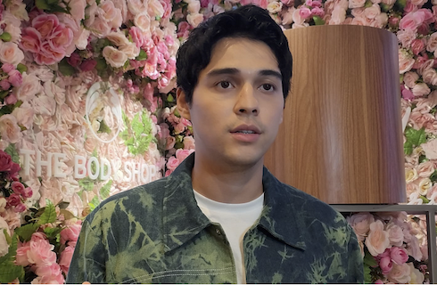 Maxime Bouttier Tiba-tiba Bahas Aroma Wangi, Tapi Bukan Ditujukan ke Luna Maya Maxime Bouttier Tiba-tiba Bahas Aroma Wangi, Tapi Bukan Ditujukan ke Luna Maya