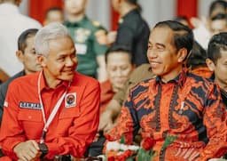 Bisik-bisik Jokowi ke Ganjar: Nanti Setelah Dilantik