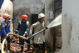 Diduga Korsleting Listrik, Satu Rumah Warga di Pemalang Ludes Kebakaran