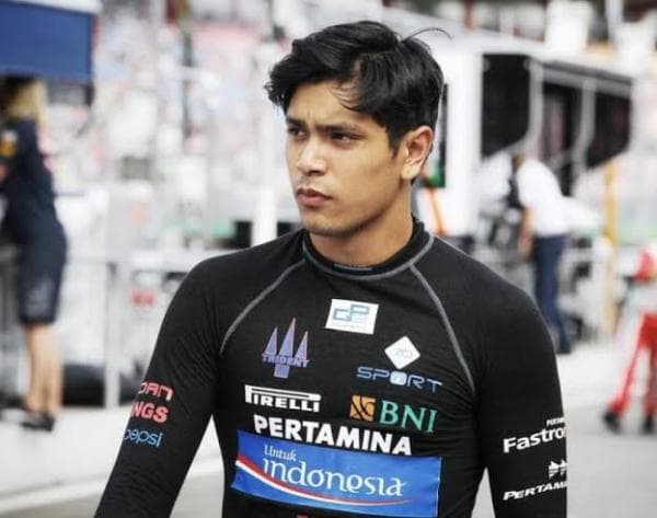 Profil dan Biodata Philo Paz Armand Pembalap Ganteng Anak Konglomerat, Mantan Pacar Azizah Salsha Profil dan Biodata Philo Paz Armand Pembalap Ganteng Anak Konglomerat, Mantan Pacar Azizah Salsha