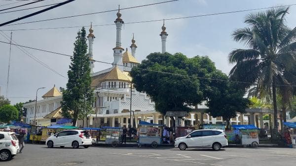 Jadwal Sholat Kota Tasikmalaya Hari Ini, Sabtu 7 Oktober 2023 atau 22 Rabiul Awal 1445 Hijriah Jadwal Sholat Kota Tasikmalaya Hari Ini, Sabtu 7 Oktober 2023 atau 22 Rabiul Awal 1445 Hijriah