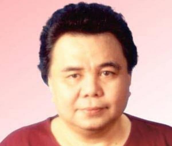 13 Penyanyi Indonesia Keturunan Manado, Ada Vokalis Band Rock hingga Solois Dijuluki Burung Camar 13 Penyanyi Indonesia Keturunan Manado, Ada Vokalis Band Rock hingga Solois Dijuluki Burung Camar